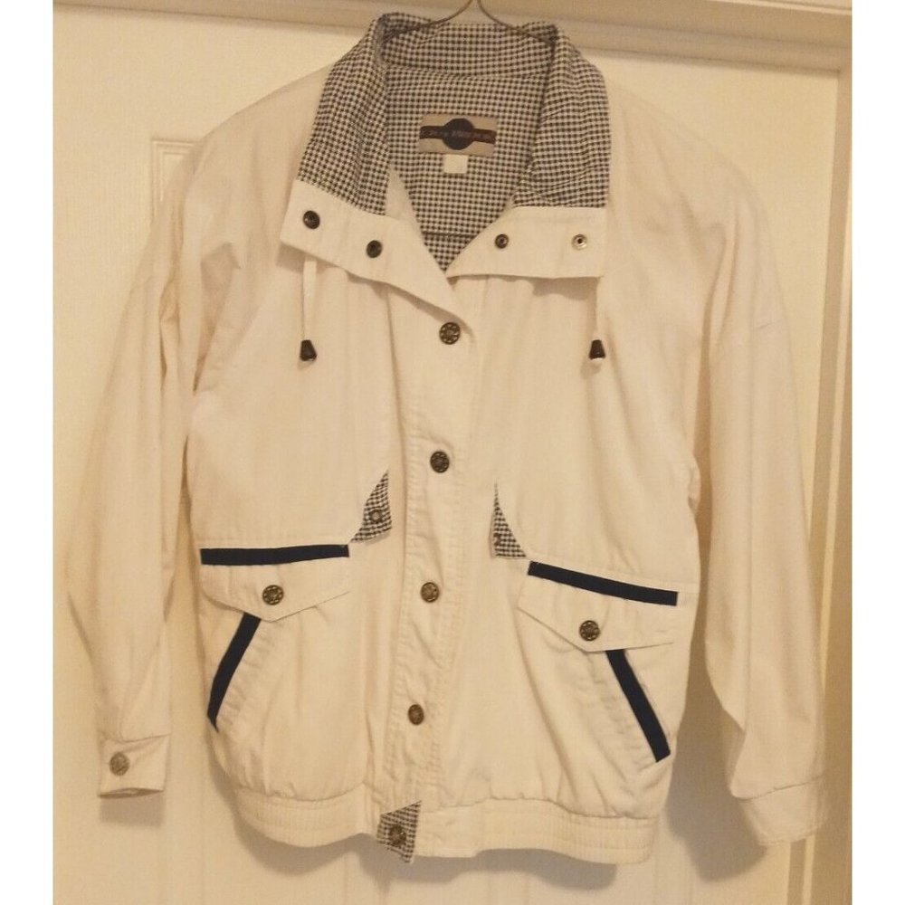 Vintage Out Brook Mens Jacket Large White With Stylish Blue Accents Easy Snap Up